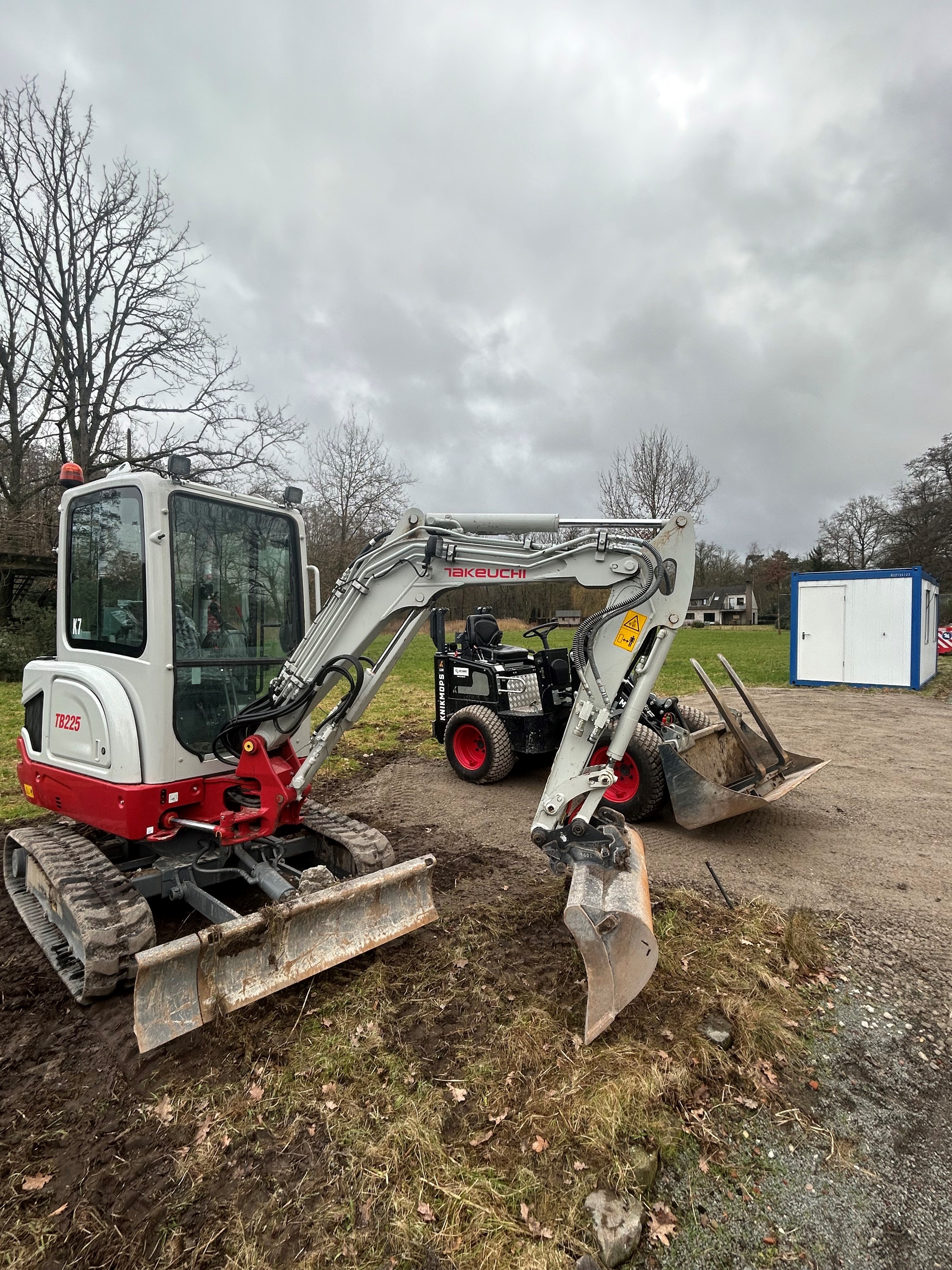 machineverhuurbedrijven Brecht | LVS-rent